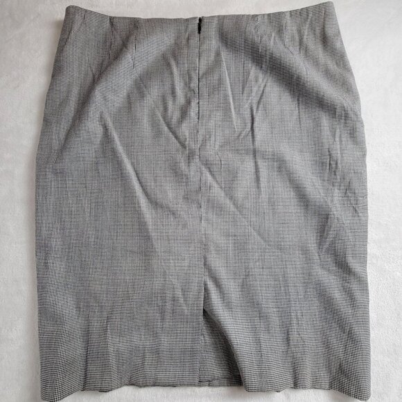 Escada Womens Black & White Houndstooth Career Pencil Skirt Size 40 Romania Made - Picture 2 of 8